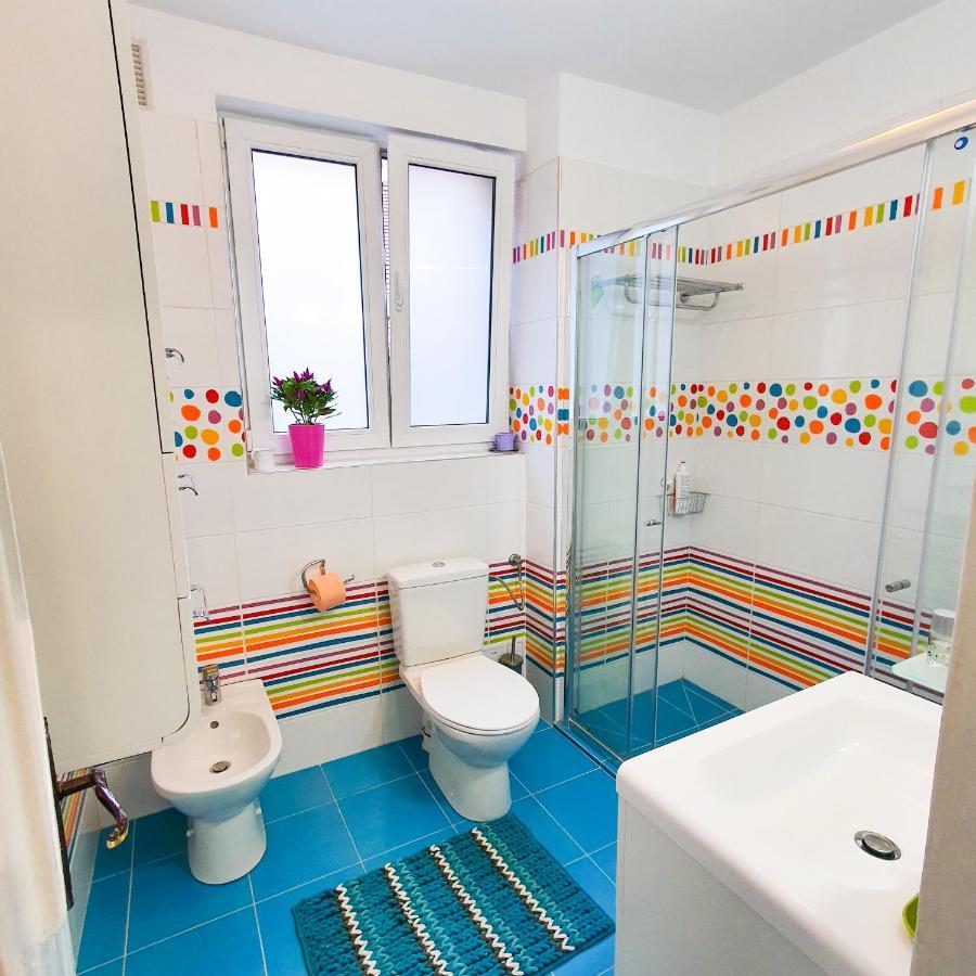 City Center Apartment Bukarest Eksteriør billede
