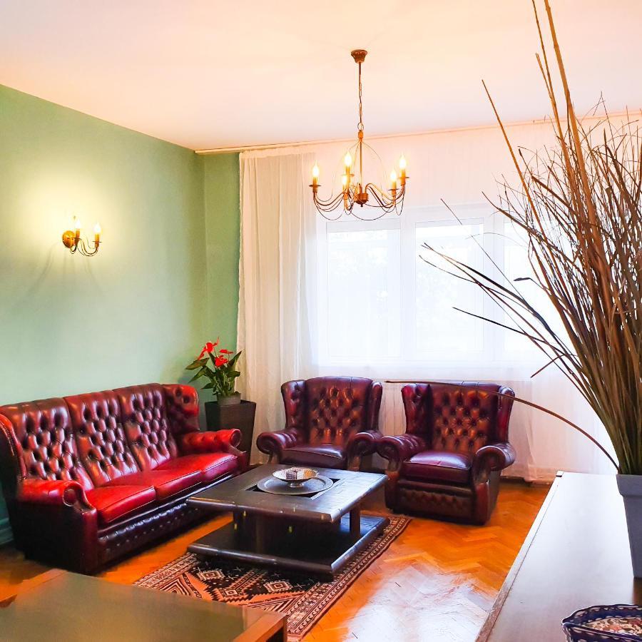 City Center Apartment Bukarest Eksteriør billede