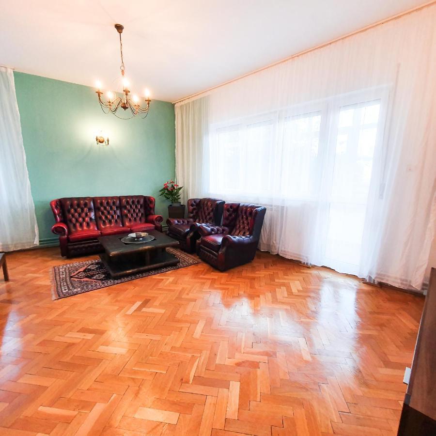 City Center Apartment Bukarest Eksteriør billede